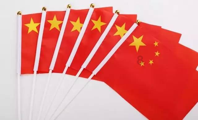 经常熬夜松垮的眼部肌肤怎么选眼霜？分享6款不同用途的大牌眼霜