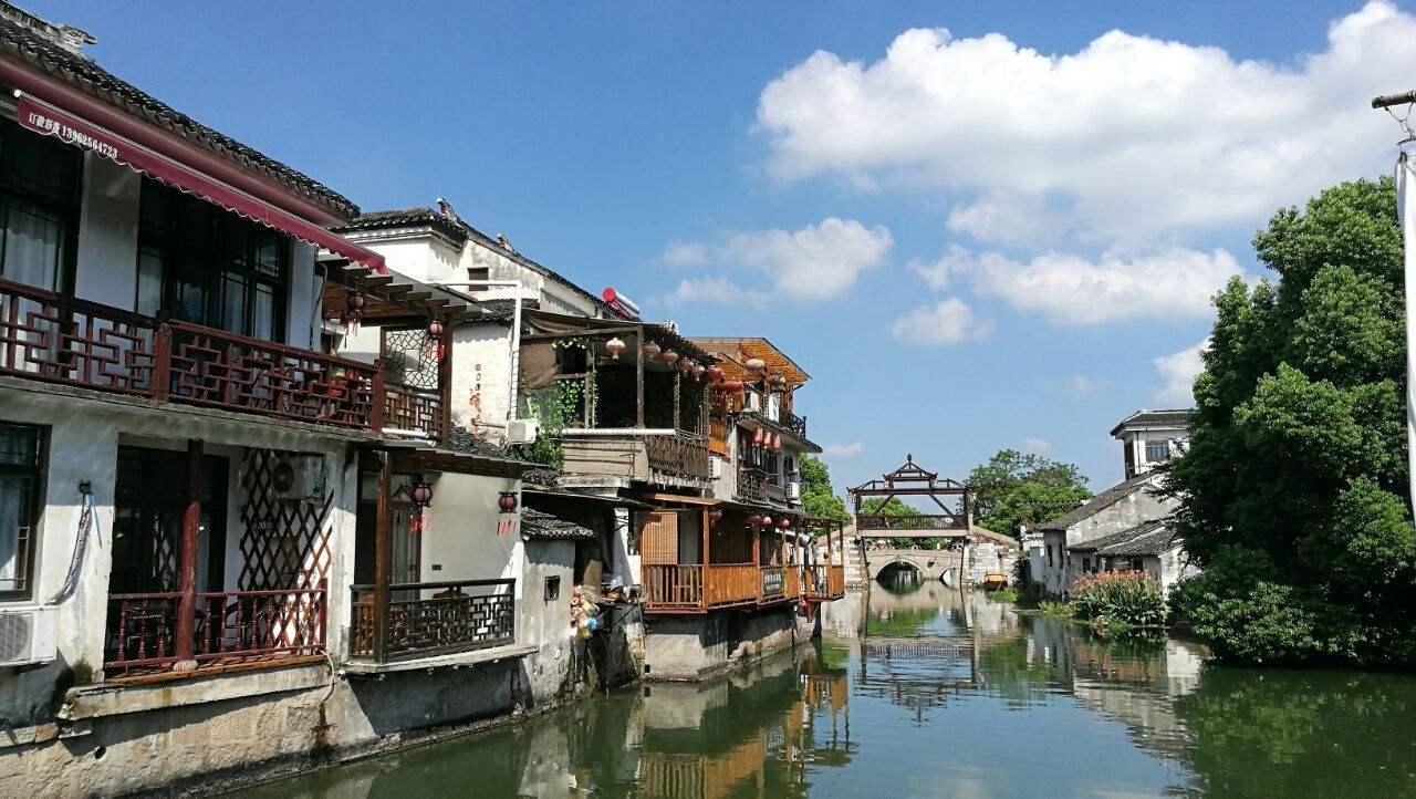 喜欢旅行的胡歌选择做演员，你有没有一直坚持做喜欢的事情？
